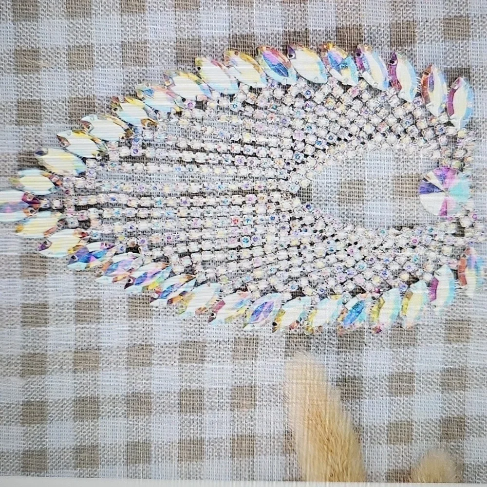 NWT Princess Rhinestone Ribbon Tassle Chain 8.5 x 13 cm Glam Bling Jewelry - Picture 8 of 10
